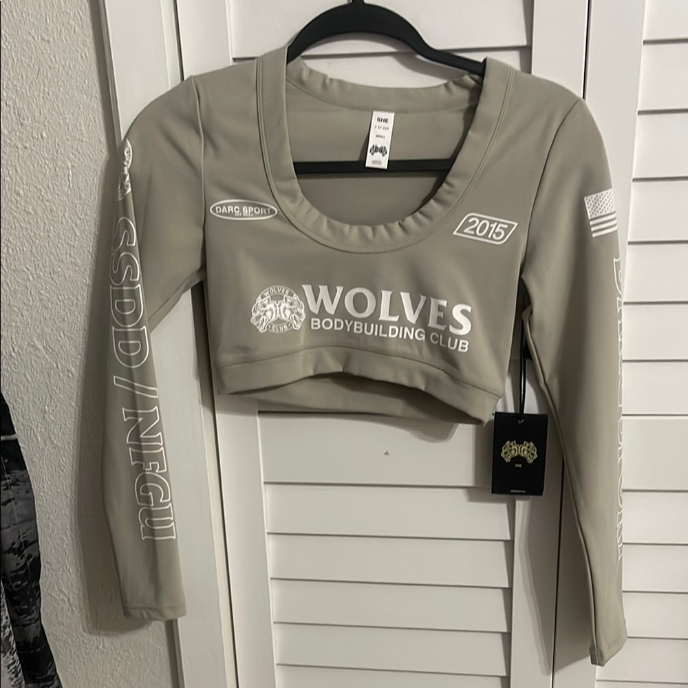 Darc Sport Long Sleeve Crop Top